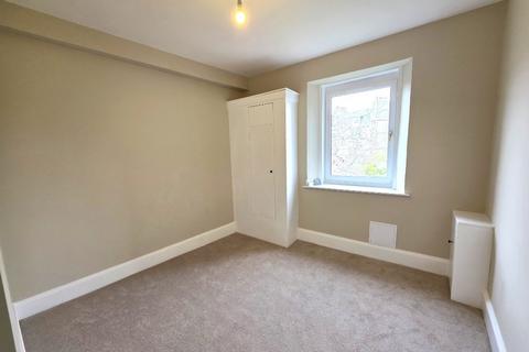 3 bedroom flat to rent, Northfield Place, Rosemount, Aberdeen, AB25