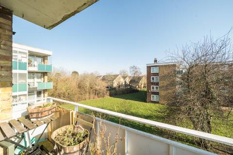 1 bedroom flat for sale, Cuckmere Lane, Hampshire SO16