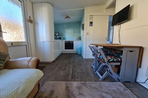 2 bedroom chalet for sale, Summercliff Chalets, Caswell Bay, Swansea, West Glamorgan, SA3 3BP