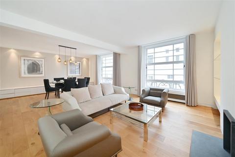 4 bedroom apartment to rent, Halkin Place, Belgravia SW1