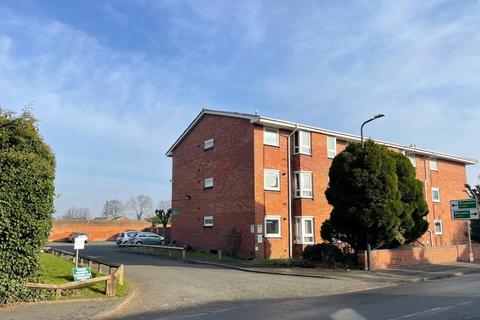 2 bedroom flat to rent, Hurcott Court, Hurcott Road, Kidderminster, DY10