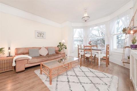 1 bedroom flat to rent, Sackville Road, Hove