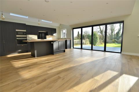 9 Jubilee Road, Fordingbridge, SP6 1DP
