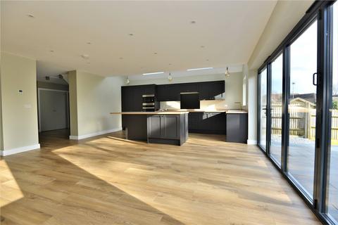 9 Jubilee Road, Fordingbridge, SP6 1DP