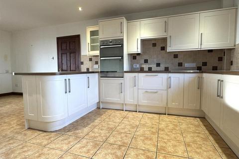 4 bedroom house to rent, Cockshutt, Ellesmere