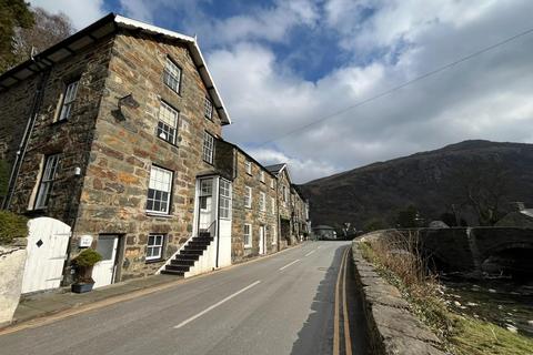 undefined, Caernarfon Road, Beddgelert
