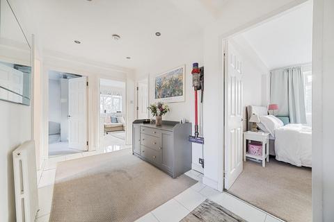 3 bedroom flat for sale, Kingston Hill, Kingston upon Thames