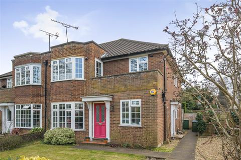 2 bedroom maisonette for sale, Ditton Hill Road, Surbiton KT6