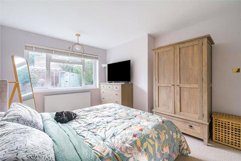 86 Ditton Hill Road, Long Ditton, Surbiton, KT6 5JD