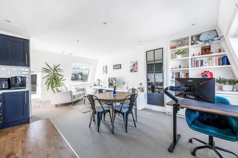 2 bedroom apartment for sale, Kinnoul Road, Top floor flat, London, Greater London, W6