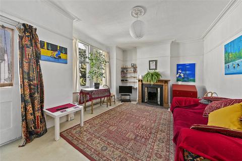 50b Seymour Gardens, Twickenham, TW1 3AR