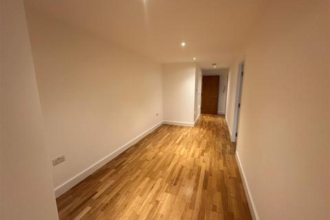 1 bedroom in a house share to rent, Brook Avenue, Wembley Park