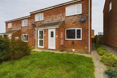 2 bedroom end of terrace house to rent, Barnes Wallis Close, Melksham SN12