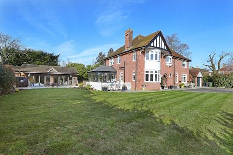 Threeways House Epping Road, Ongar, CM5 0BE