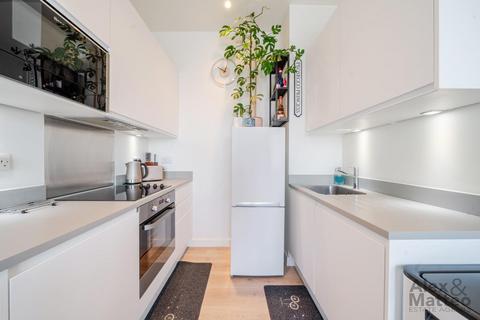 1 bedroom flat for sale, Varcoe Road, Bermondsey, SE16