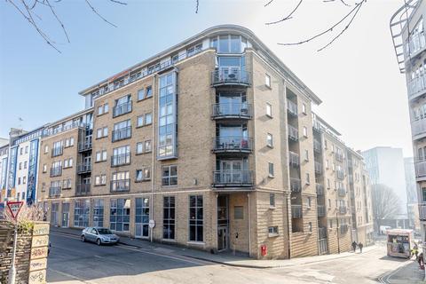 2 bedroom flat for sale, Montague Street, Bristol BS2
