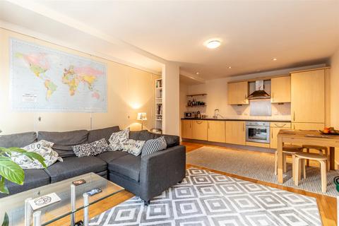 2 bedroom flat for sale, Montague Street, Bristol BS2