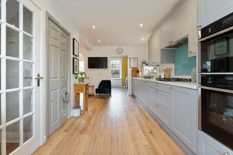 8 Bower Gardens, Salisbury, SP1 2RL