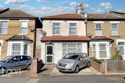 3 bedroom end of terrace house for sale, Wingate Road, Ilford