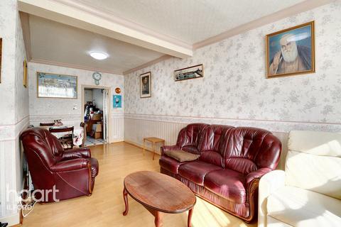 38 Wingate Road, Ilford, IG1 2JB