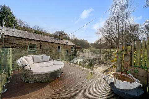 3 bedroom cottage for sale, Brook Terrace, Luddendenfoot, Halifax, West Yorkshire, HX2