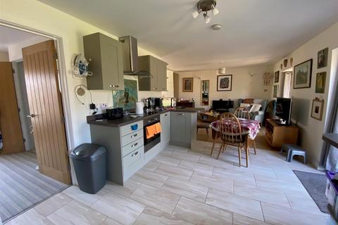 2 bedroom detached bungalow for sale, Eversley Grove, Malvern