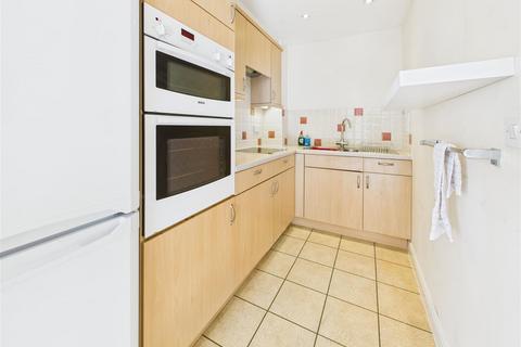 1 bedroom apartment for sale, Bridge Street, Walton-On-Thames