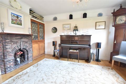 4 bedroom detached house for sale, Salfords, Surrey, RH1