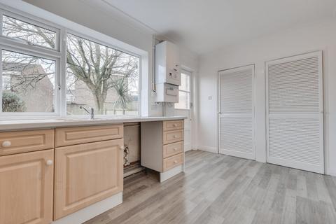 58 Brownberrie Drive, Horsforth, Leeds, LS18 5NW