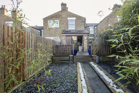 3 bedroom terraced house for sale, Harlescott Road, Nunhead, SE15