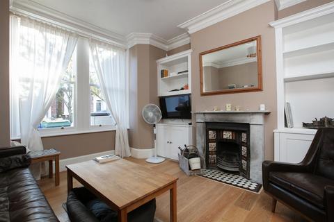 3 bedroom terraced house for sale, Harlescott Road, Nunhead, SE15