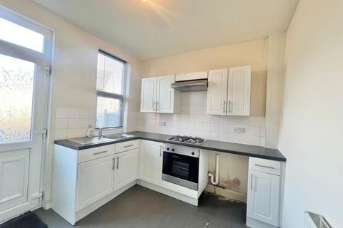 2 bedroom terraced house to rent, James Street, Barnsley, South Yorkshire, S71 1BL