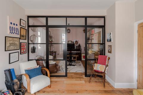 5 bedroom semi-detached house for sale, Clova Road, London E7