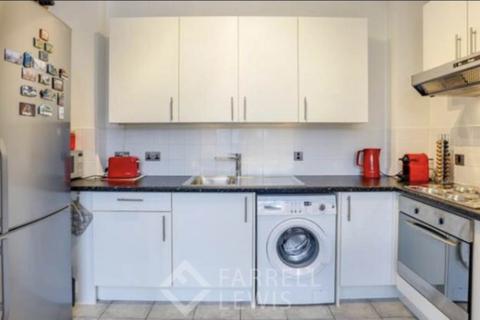 1 bedroom apartment to rent, Bromyard Avenue, London W3