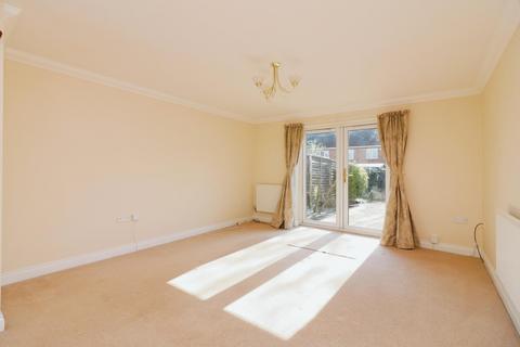 2 bedroom semi-detached house for sale, Swale Close, Stevenage, SG1