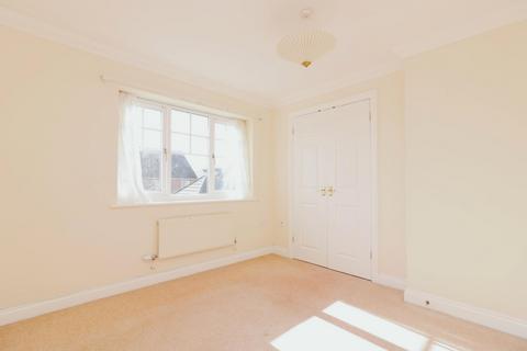 2 bedroom semi-detached house for sale, Swale Close, Stevenage, SG1