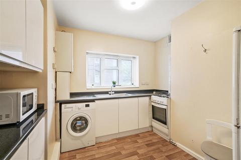 2 bedroom apartment to rent, North End Road, Wembley