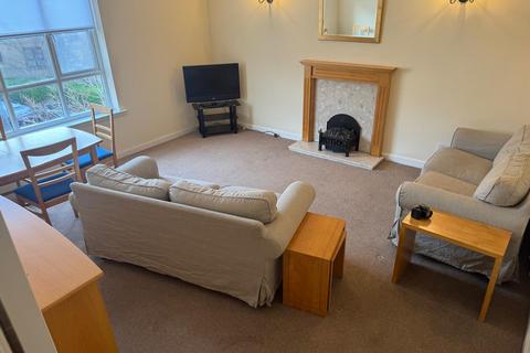 2 bedroom flat to rent, 22, Russell Gardens, Edinburgh, EH12 5PP