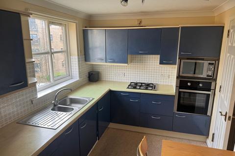 2 bedroom flat to rent, 22, Russell Gardens, Edinburgh, EH12 5PP