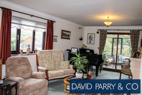 3 bedroom detached house for sale, Knighton  LD7 1LJ