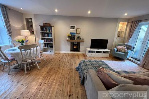 7 Conway Road, Treorchy, CF42 6UW