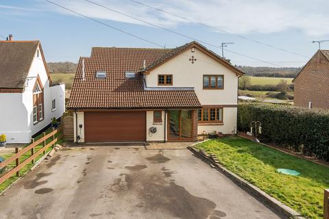 4 bedroom detached house for sale, Trampers Lane, North Boarhunt, Fareham, Hampshire, PO17