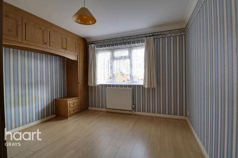 1 bedroom flat for sale, Trasa Court, Gipsy Lane, Grays