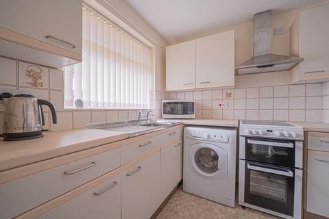 1 bedroom bungalow for sale, Hartlebury Close, Dorridge, B93