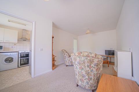1 bedroom bungalow for sale, Hartlebury Close, Dorridge, B93