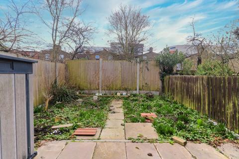 4 bedroom terraced house for sale, Gathorne Road, London