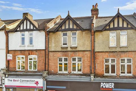11a Ross Parade, Wallington, SM6 8QG