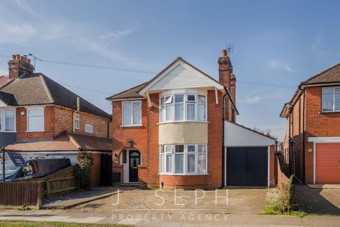 3 bedroom detached house for sale, Beechcroft Road, Ipswich, IP1