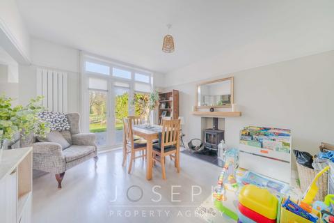 77 Beechcroft Road, Ipswich, IP1 6BE