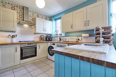 2 Annalee Gardens, South Ockendon, RM15 5DF